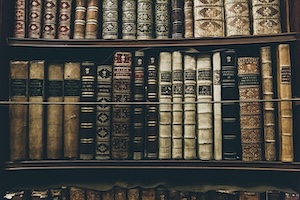 books 2606859 640